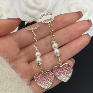 Super bon diamant oreille de boucle de boucle de marque de créateurs boucles d'oreilles étalons femmes bijoux boucles d'oreilles perlé amour couple couple 18k accessoires de mode plaque à or cadeau en gros