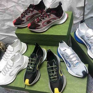 Cadeau de super qualité pour hommes femmes chaussures de sport Runner tricot Floral Sneakers maille Sneaker bas Tops skate hommes mode chaussures à lacets chaussures de marche en plein air léger