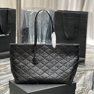 Super qualité shopping sac fourre-tout Top coat cire à l'huile peau de vache diamant treillis fil brodé grande capacité Sacs Mode une épaule sacs à main Lettres en métal simple y