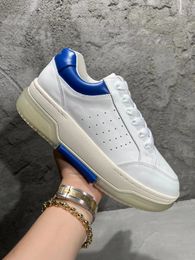 Super White Track Runner Vintage Sneakers Vegan Time Semed Shoes Casual Mens Box Designers Stylist Sneakers décontractés Triple Out Chaussures New Style 732