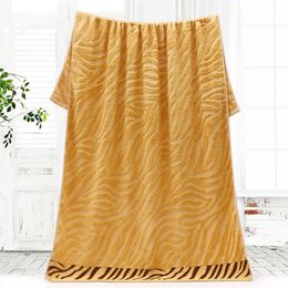 Serviette de bain épaisse en fibre de bambou super fine, serviette de lit personnalisée pour salon de beauté, vente en gros d'usine