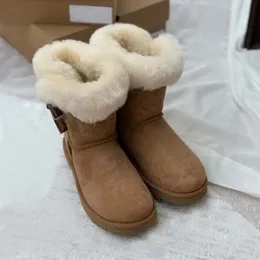 Superieure kwaliteit Luxe designerlaarzen Dameslaars Mode Winter Platte bodem schapenvacht wol Hoorngesp Werklaars Echt leer Sneeuw Sneeuwschoen 35-41 Met doos