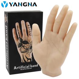 Levert Yangna Premium Tattoo Skin Oefening links Rechts Siliconen Fake Tattoo Hand Oefen Skin Dummy Skin voor Tattoo Kit Artist Beginner