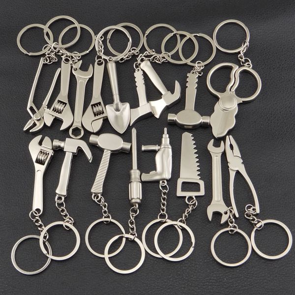 de et petits étals de marchandises Fourniture de marchandises Vente en gros Creative Metal Pincer modèle jouet Tool Keychain