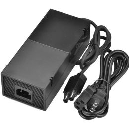 Levert EU/US/UK -plug gloednieuwe en premium kwaliteit AC -adapterlader Kabeltoevoer kabelsnoer voor Xbox One -console