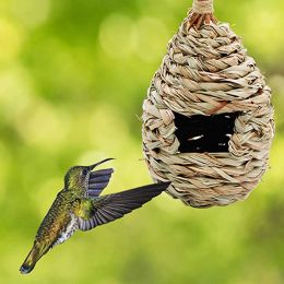 Overleving hangende zoemende vogelhuis natuurlijke hand origineel geweven hooi nest hut buitenkooi schuilplaats schuilplaats voor geliefde vogels natuur thuis