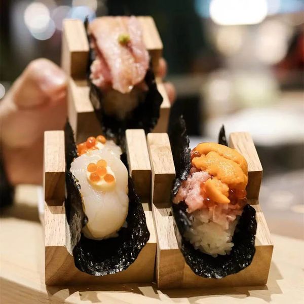 Herramientas de sushi Rack japoneses de madera de madera Snack Sopker de comida de madera Madera de cocina Sashimi Boat para restaurante El Home ASDWQ 231026