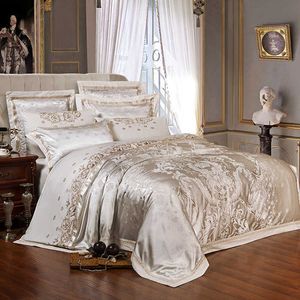 Svetanya Luxury Baroque European Dark Golden Silk Mezcla de algodón Ropa de cama Jacquard Queen King Funda nórdica Sábanas Fundas de almohada 210706