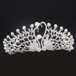 Swan Tiara Crown with Rhinestone Wedding Crowns Tiaras Bridal Cides pour le mariage Accessoires Performance Crowns270D