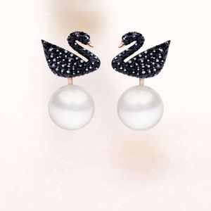 Boucles d'oreilles en perles de cygne noir Swarovski, élément féminin suspendu au dos en cristal