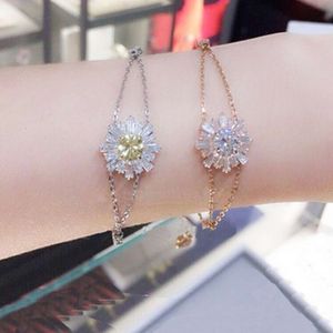 Swarovskis Bracelet Designer Women Originele kwaliteit Luxe mode -armband Warm Love Sunflower Daisy Patroon Bracelet Romantisch en verse bloemkristallen armband