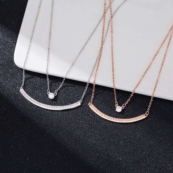 Collier swarovskis Bijoux de créateurs femmes de qualité originale de qualité luxe à double couches simples de diamant souriant Crystal Crystal Souring Face Collar Collar