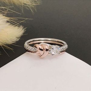 Swarovskis Ring Designer Femmes Top Quality Luxury Fashion Band Love Kink Ring Femme Element Crystal Heart Ring Femme Pas de décoloration No Allergy Valentin cadeau