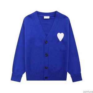 Pull Amis AM I Cardigan Designer Amiparis Knit Hommes Femmes Frence Sweat à capuche Jumper Big Coeur Heart Love Jacquard 2024 Printemps Casual Streetwear 5YUJ