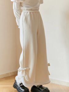 Sweaters Japanse kawaii Casual lolita broek vrouwen Koreaanse stijl warme pluche broek vrouwelijk losse schattige boog wideleined broek winter 2023