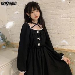 Ponts Kosahiki Haruku Summer Femmes Robes Gothic Punk Style Vintage en dentelle Collier Longue robe à manches longues Balck Midi Robe