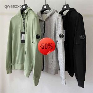 Sweat-shirt d'extérieur 30% de réduction ~ Sports à capuche Pull à glissière Cardigan Nylon Manteau imperméable Fonctionnel Vêtements de vent Ins Nouvelles lunettes Hipglxw cphodies