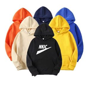 Fashion Marque Hoodies noirs masculins Nouveaux sweats à capuche décontractés de printemps