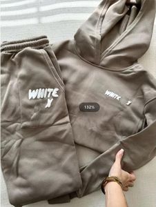 Sweatshirts wf-women Women's Hoodies Letter Imprimer 2 pièces Oppités Fox Cowl Necl Long Black White Sweatshirt et Pantal