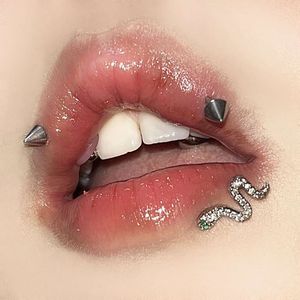 Zoete Cool Full Diamond Snake Lip Instagram Earbone Nagelpunctie Sieraden Externe tanden Pittig meisje Kleine en unieke stijl