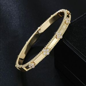 Sweet Designer Clover Bracelet Van Clover Designers For Women Gold Plated Full Crystal Diamond Caleidoscope armbanden manchet Bangle Valen QGPT