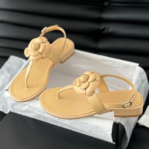 Zoete bloemen dames sandalen top lage hak designer schoenen schattige casual mode vierkante hakken plat bodem schoenen kwaliteit kwalitatief leven