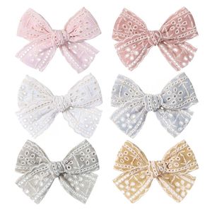 Sweet Hollow Lace Bow Clip Clip pour enfants filles Coton Couleur solide Couleur Bowknot Barrettes de sécurité Headwear Baby Hair Accessoires