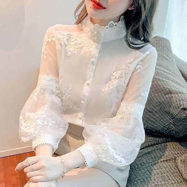 Doux dentelle maille chemises printemps blanc Blouse col montant lanterne manches hauts fleurs broderie vêtements pour femmes élégant