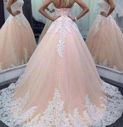 Zoete roze baljurk jurken avond slijtage strapless witte kanten appliques 2016 veter omhoog back prom jurken op maat gemaakte6372889