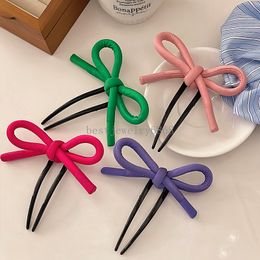 Tempérament sucré coloré Bow Hairpin Usage en UPin Femelle Femelle Adorment Hairpin Hair Simple Modern Women Accessoires Accessoires