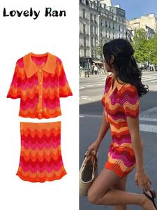 Sweet Wave Stripes Kintted Faldas cortas Sets Women Summer Baddie Dos piezas Tops Tops Mini Outfits 240423
