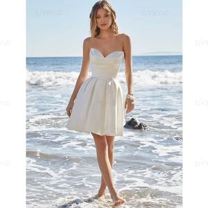 Sweetheart Beach Korte trouwjurken voor vrouwen 2024 A-lijn witte Backless Satin Strapless Pleat Bruidsjurken Vestido de novia YD
