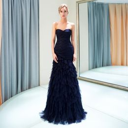 Vestido de noche con volantes en color azul marino, escote en forma de corazón, recogidas en niveles, 2018, envío gratis, vestidos de fiesta, vestido de fiesta formal, cremallera en la espalda, longitud hasta el suelo