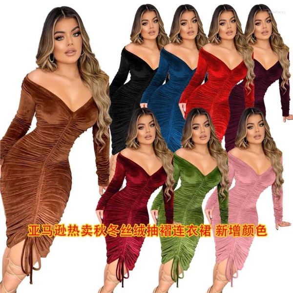 Costume de natation pour les vêtements pour femmes offre une couverture de plage couche un coude une ligne épaule en velours plissée sexy robe à mi-longueur solide