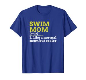 T-shirt cadeau de maman de natation comme une maman normale mais plus cool