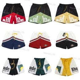 Shorts de natation pour hommes pantaloncini shorts de rhude hommes été séchés rapides en maille respirante cordon de plage de plage short sportif lâche pour hommes shorts de section américaine