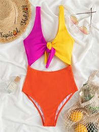 Zwemkleding Vrouwen Badpak 2023 Solid Hollow Out Badmode Bandage Boog Sexy Bodysuit Monokini Zomer Strand Badpak Vrouwelijke 230325