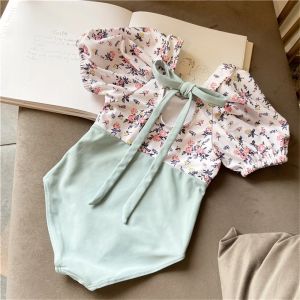 Swimwear Adorable Floral Baby One Piece Swimswear + Cap 2024 Été Corée Bandail