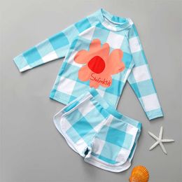 Maillots de bain fille pour enfants split nouveau maillot de bain de printemps chaud à manches courtes pour enfants de taille moyenne à séchage rapide P230602