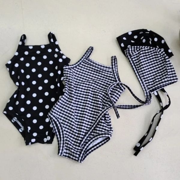 Swimwear Girls Swimsuit One Piece Swimsuit 03YRS Girl sans manches natation + Grille de chapeau Wear Swimwear Enfants Summer Flower Bathing Bathing