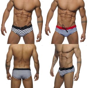 Swimwear Men's Black Stripe Sexy Sexe Low Men Summer Summer Swimming Beach Shorts Surf Bikinis Swim Trunk Briefs Suite de maillot de bain