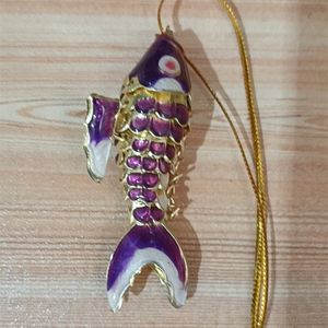 Unique 6 cm Balançoire Réaliste Émail poisson rouge Porte-clés Porte-clés Chinois Cloisonné Bijoux Koi Poisson Porte-clés Charmes Pendentif Cadeaux avec boîte