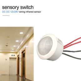 Commutateur Amélioration de l'habitat Commutateurs intelligents DC 12V 24V Câblage Capteur infrarouge Plafonnier Corps humain Induction Sensing Light SwitchSwitch