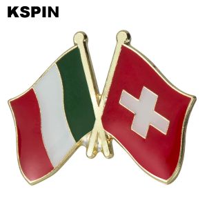 Broche de badge à épingle à laple de drapeau en Suisse