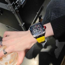 De beste luxe horloges van Zwitserland Rijk horloge heren mechanisch tritiumgas tien merken Miller rode duivel zwarte technologie kanaaltafel RM