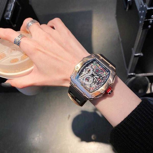 Les meilleures montres de luxe de Suisse Rich Watch Mens Non Mécanique Tritium Gas Top 10 Marques Miller Red Magic Black Technology Quartz
