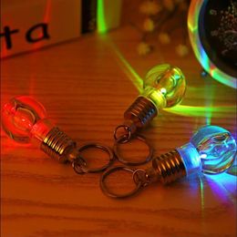 SXI 50pcs / lot nouveauté blanc led ampoule éclairage mini cadeau acrylique changement de couleur porte-clés nuit lamp278z