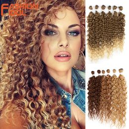 Perruques synthétiques Afro Kinky Curly Hair Bundles Synthétique 24-28 pouces 6pcs / lot Ombre Blonde Weaves pour les femmes noires 230227