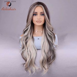 Synthetische pruiken Aidshair onderdeel Silver Gray Long Wave Curly Wig Natuurlijke synthetische hittebestendige vezels voor dagelijkse feestgebruik (28 inch) Y240401