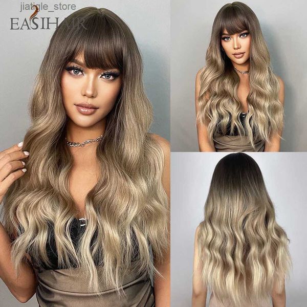 Perruques synthétiques Easihair ombre Brown Golden Wave Wig avec frange Perrues de cheveux bouclés longs synthétiques pour femmes Femme Fake Har HAR Fibre résistant à la chaleur Y240401